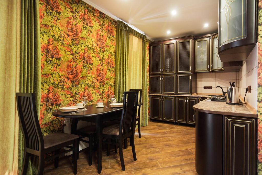 Best Apartments On Deribasovskoy Odessa Esterno foto