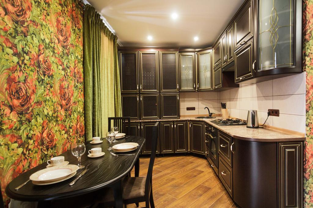 Best Apartments On Deribasovskoy Odessa Esterno foto