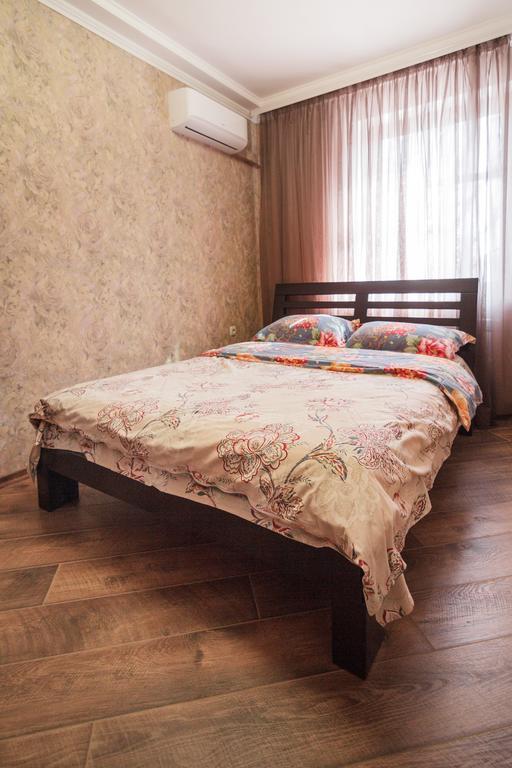 Best Apartments On Deribasovskoy Odessa Esterno foto
